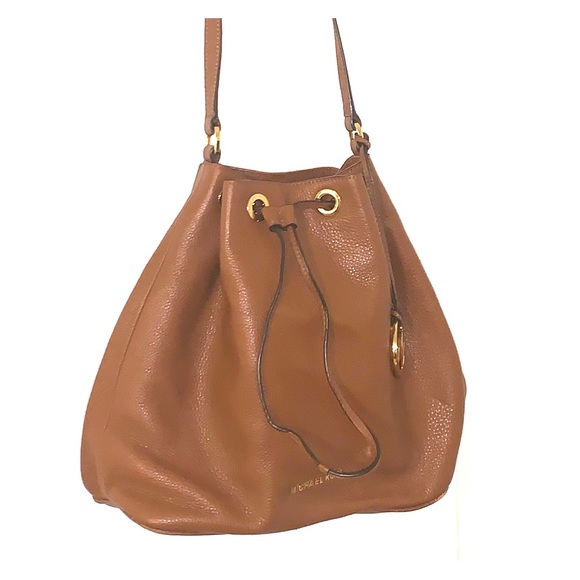 michael kors jules drawstring bag